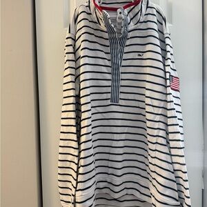 Vineyard Vines Women’s Navy and White Striped Pullover